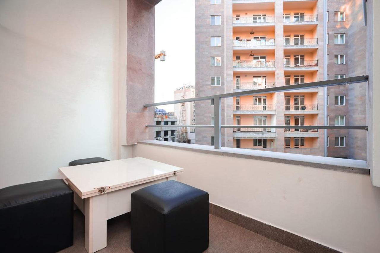 Stay Inn Apartments At Northern Avenue Jerevan Exteriör bild