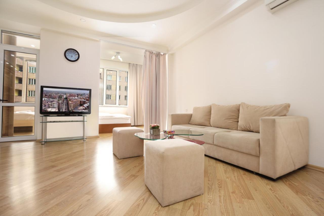 Stay Inn Apartments At Northern Avenue Jerevan Exteriör bild