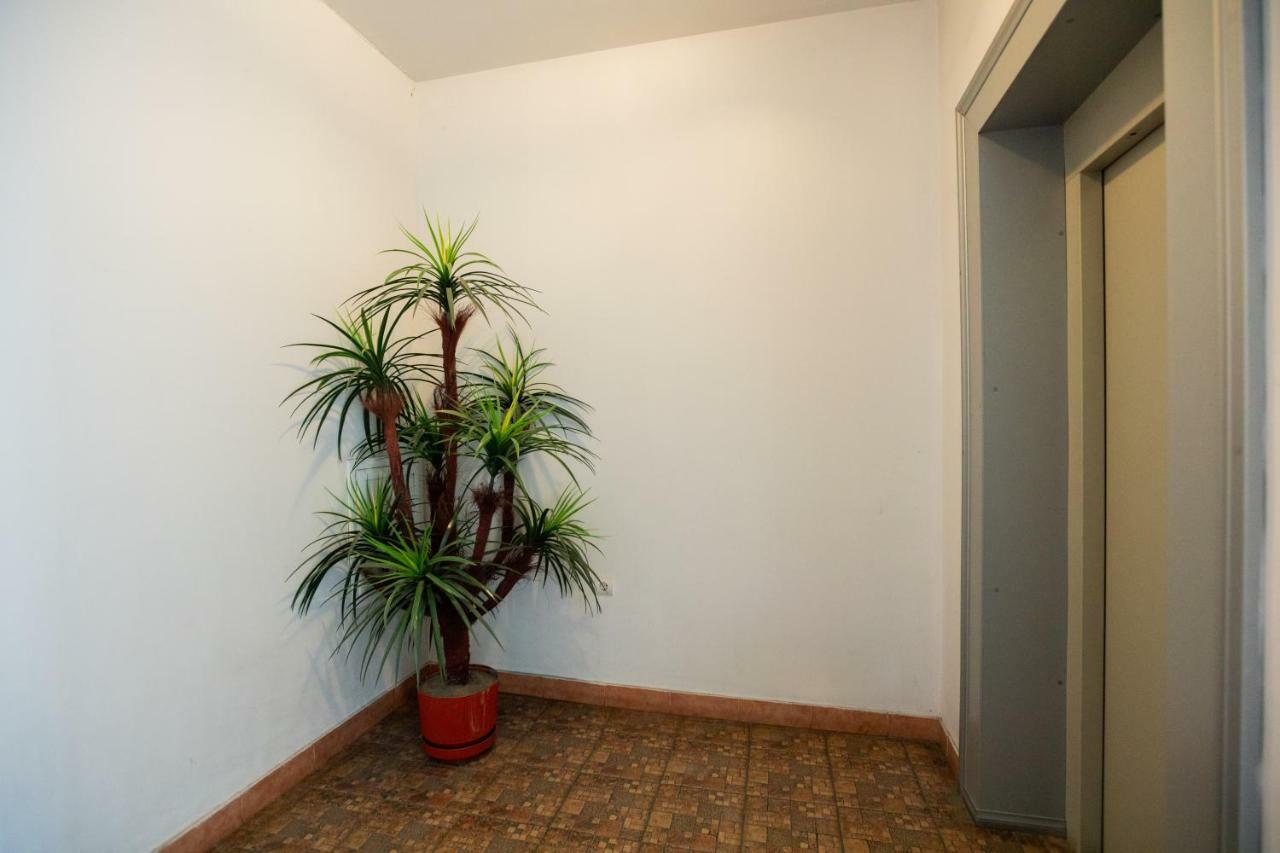 Stay Inn Apartments At Northern Avenue Jerevan Exteriör bild