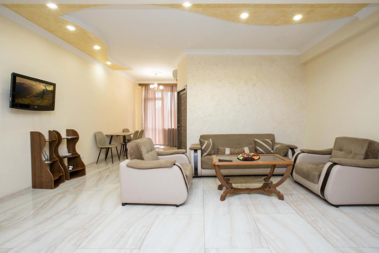 Stay Inn Apartments At Northern Avenue Jerevan Exteriör bild
